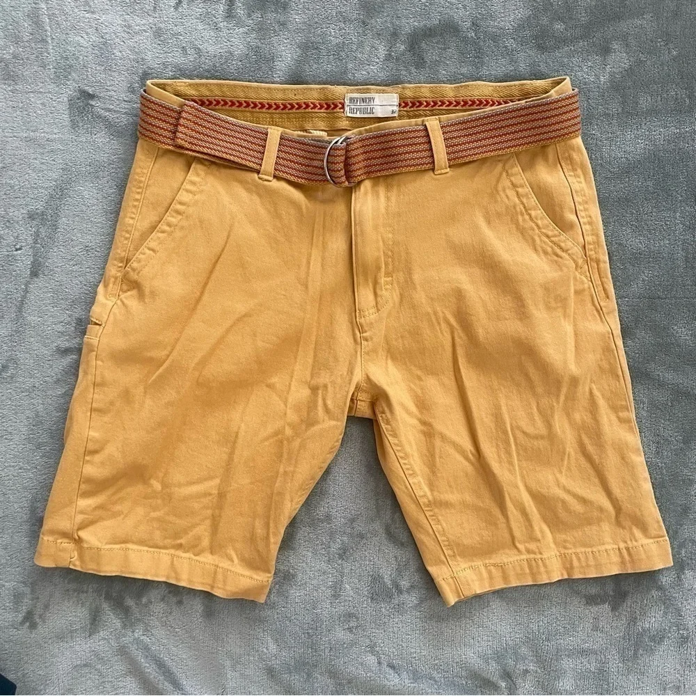Refinery Republic Men's Belted Chino Shorts Set of 2 Yellow Navy Size 32